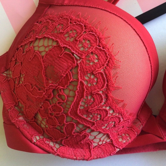 VICTORIAS SECRET VERY SEXY PUSH UP BRA RED… - Picture 14 of 15